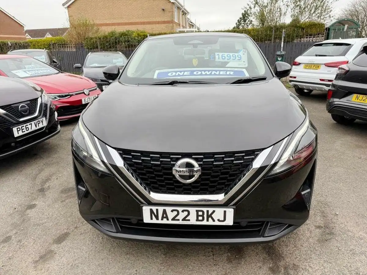 2022-nissan-qashqai-13-dig-t-acenta-premium-140ps-big-1