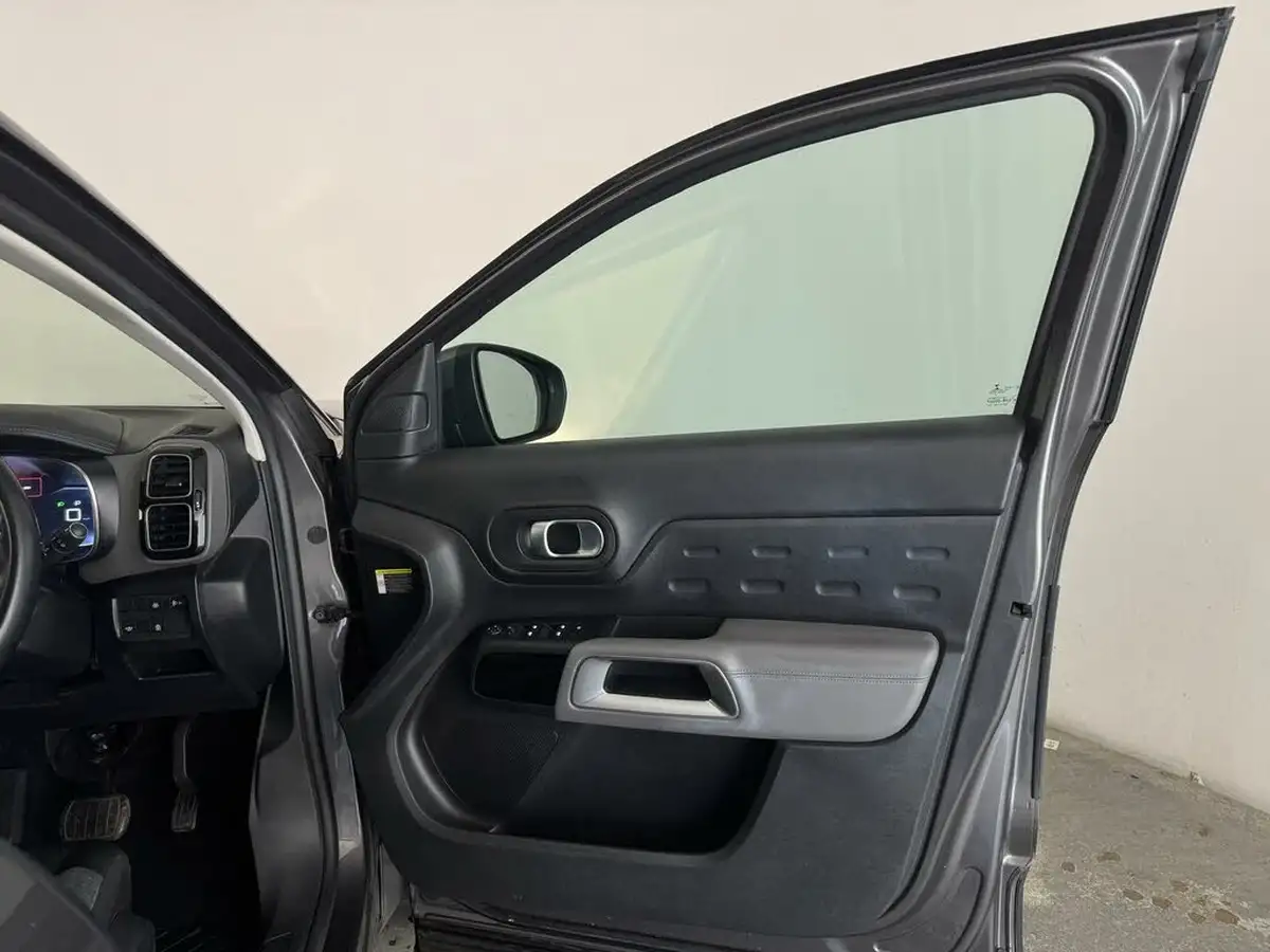 2020-citroen-c5-aircross-15bluehdi-flair-eat8-big-17