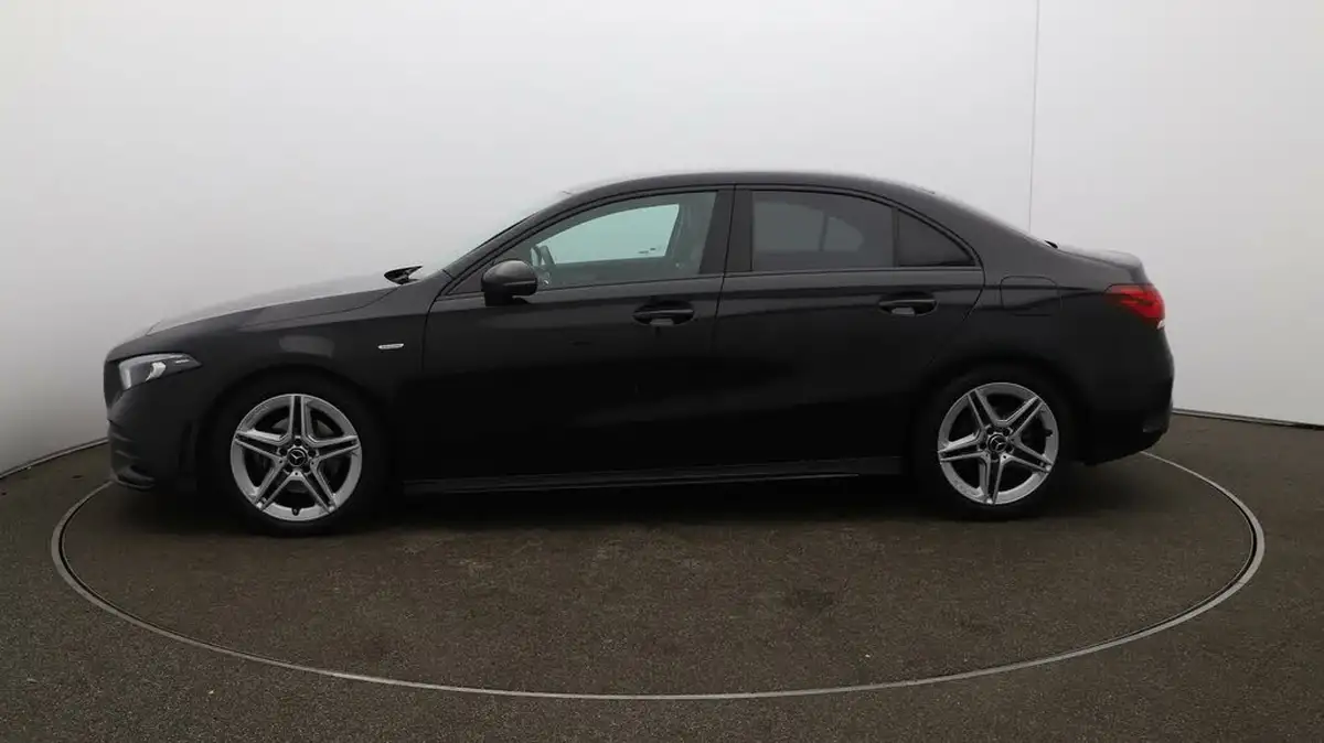 2022-mercedes-benz-a-class-13-a180-amg-line-executive-edition-saloon-4d-7g-dct-big-57