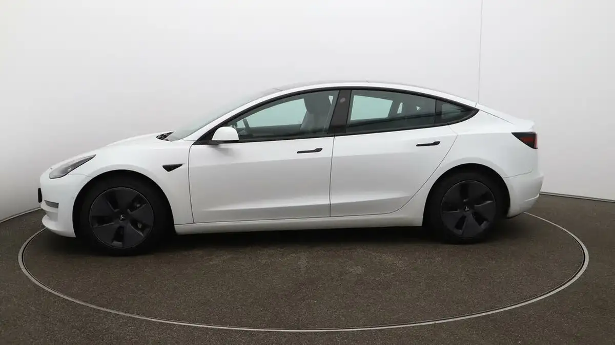 2021-tesla-model-3-e-long-range-awd-big-56