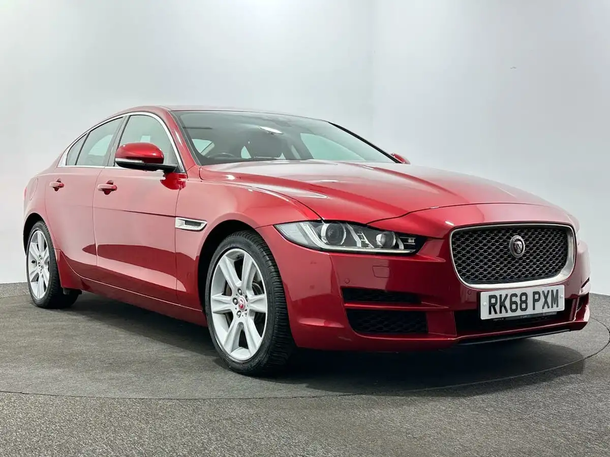 2018-jaguar-xe-20i-portfolio-200ps-1997cc-big-49