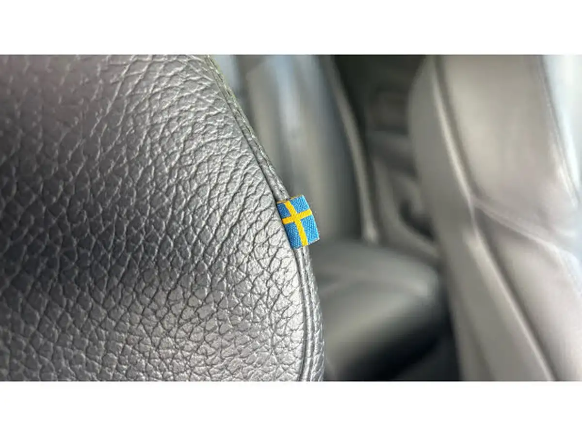2020-volvo-v60-20-t4-momentum-plus-big-21