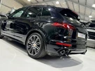 2017-porsche-cayenne-36-gts-small-3