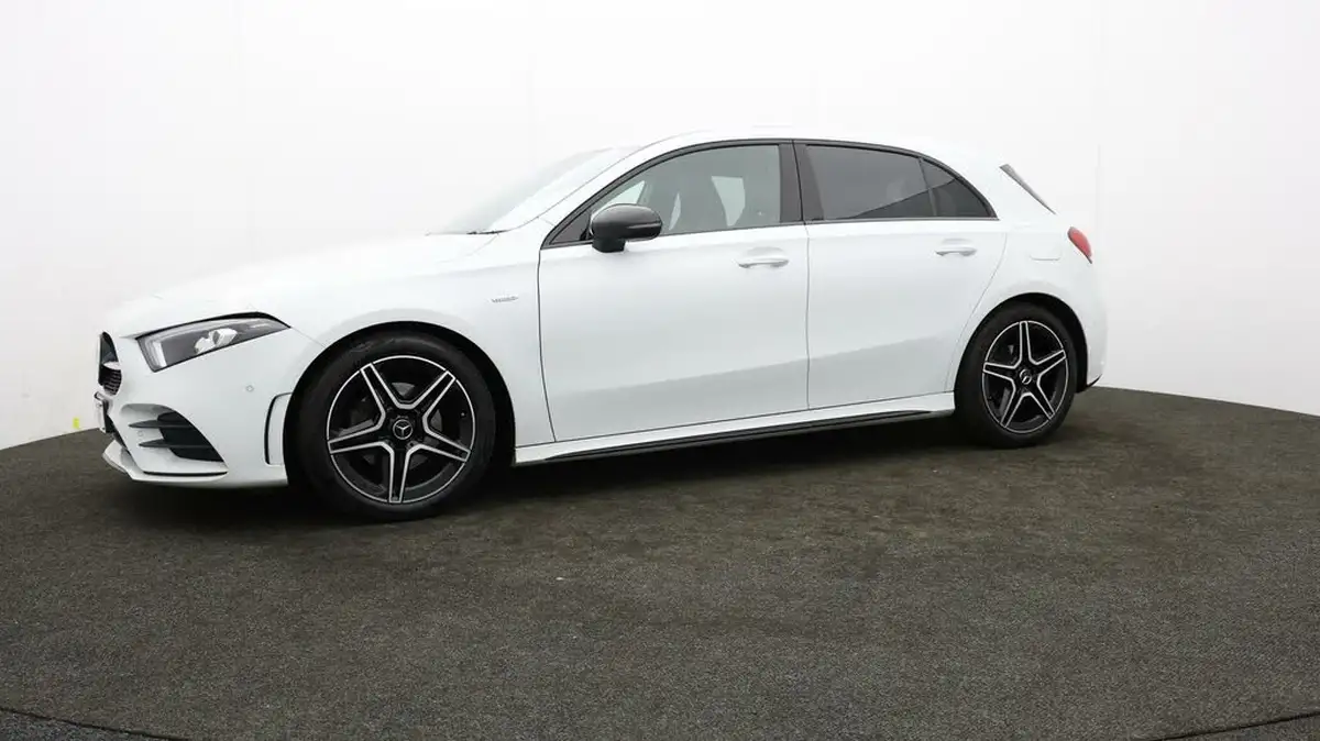 2022-mercedes-benz-a-class-13-a180-amg-line-executive-edition-hatchback-5d-7g-dct-big-57