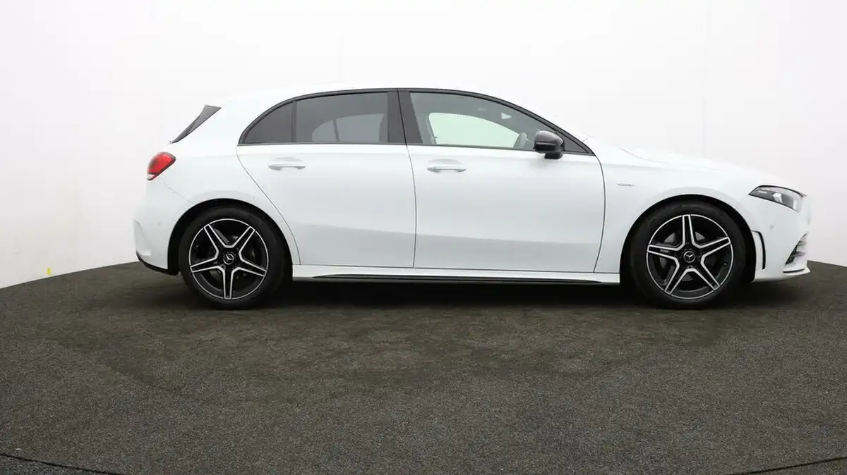 2022-mercedes-benz-a-class-13-a180-amg-line-executive-edition-hatchback-5d-7g-dct-big-33