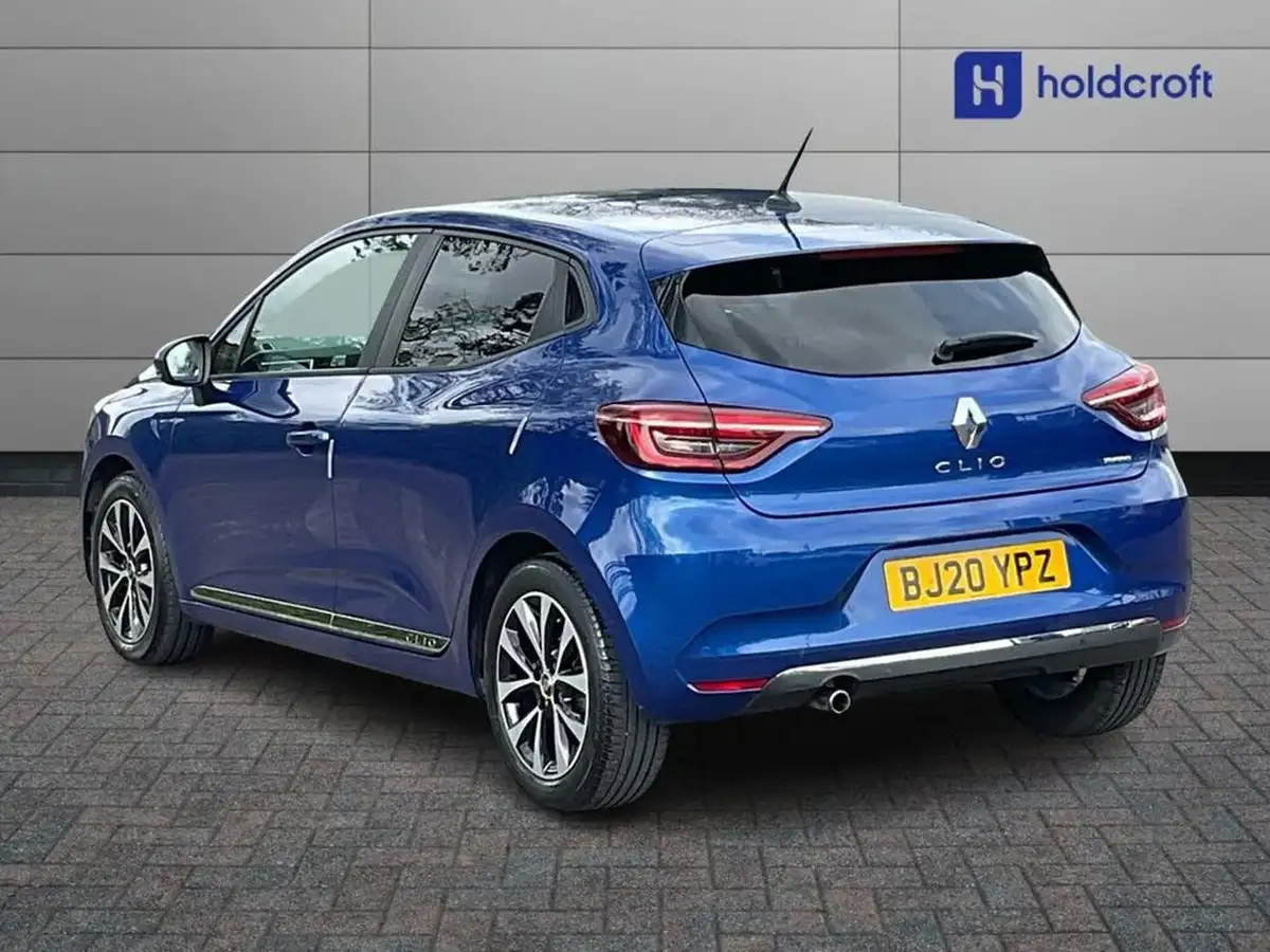 2020-renault-clio-10-sce-iconic-75bhp-big-2