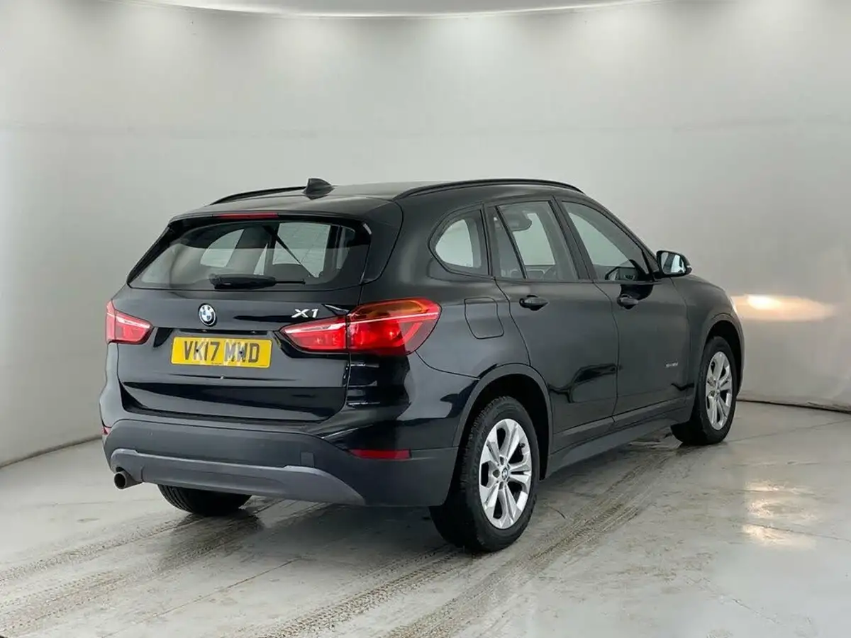 2017-bmw-x1-20td-sdrive18d-se-big-3