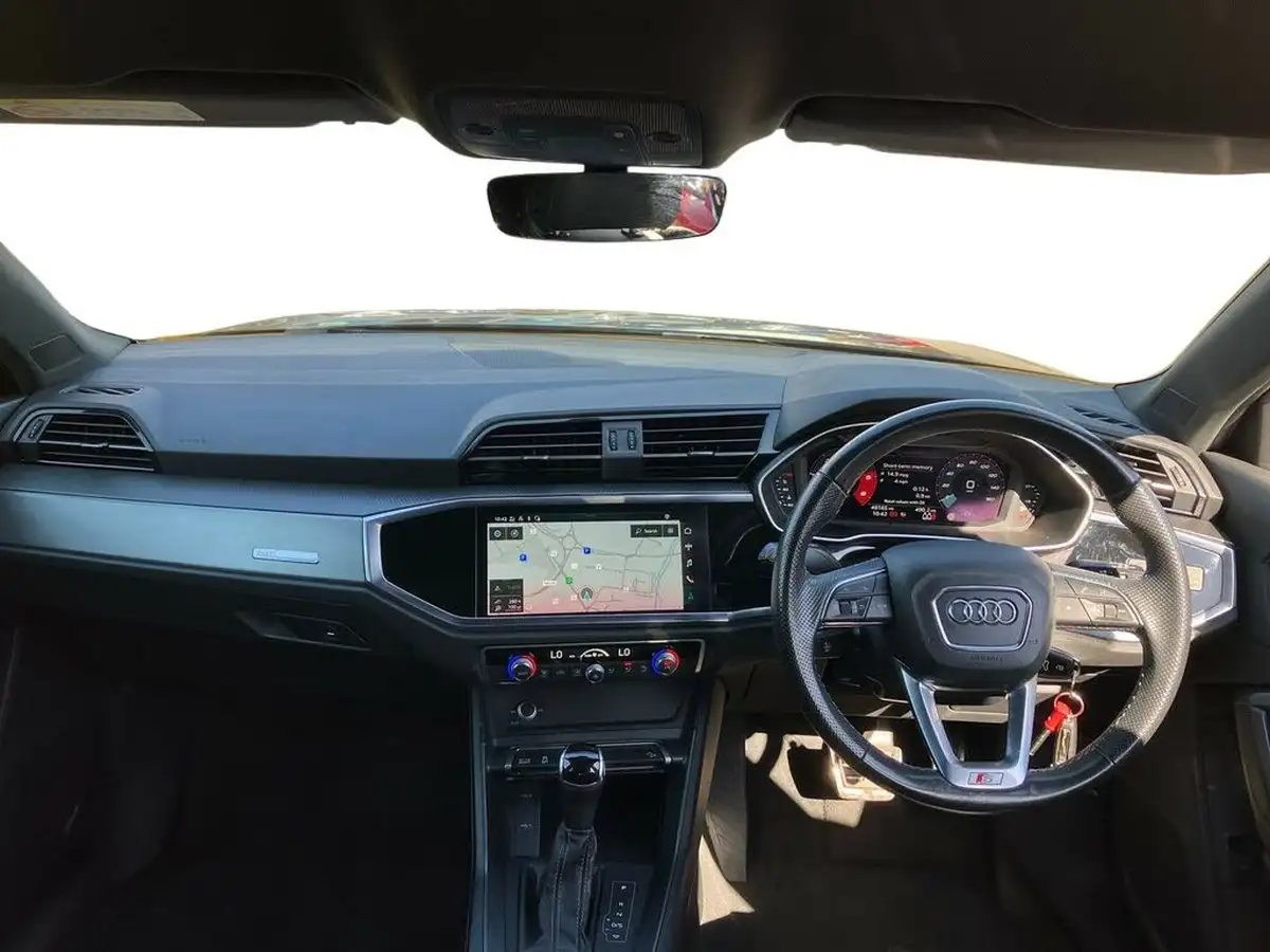 2021-audi-q3-20-35-tdi-s-line-comfort-sound-pack-station-wagon-big-8