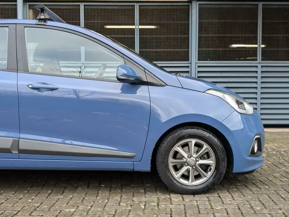 2016-hyundai-i10-12-premium-big-7