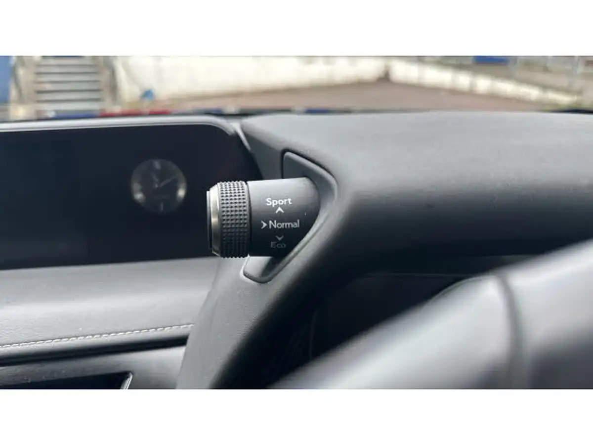 2020-lexus-ux-250h-20-ux-premium-pack-with-navigation-big-36