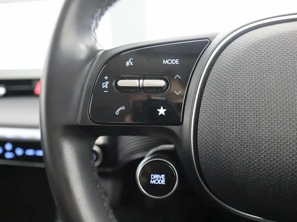 2022-hyundai-ioniq-5-e-se-connect-big-19