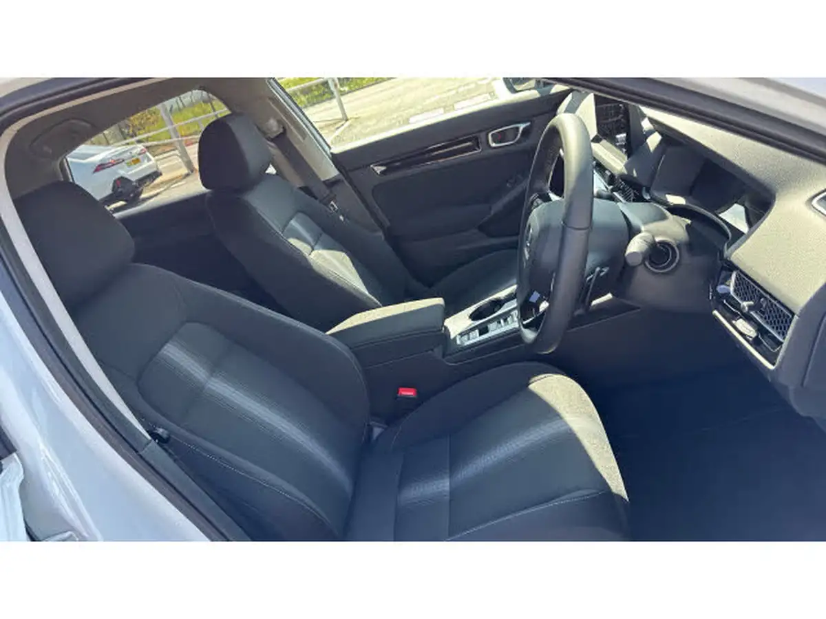 2025-honda-civic-20-i-mmd-elegance-big-30