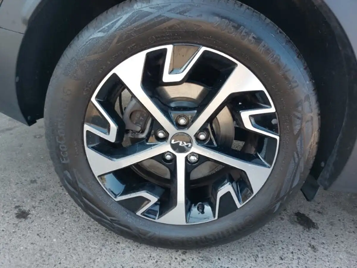 2022-kia-sportage-16-t-gdi-launch-edition-big-11
