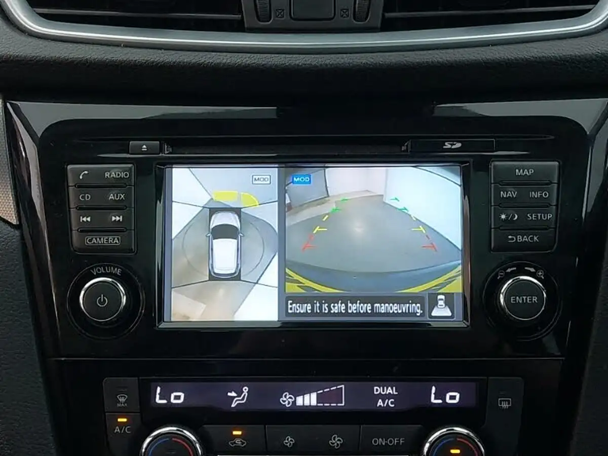 2018-nissan-qashqai-12-dig-t-n-connecta-big-10