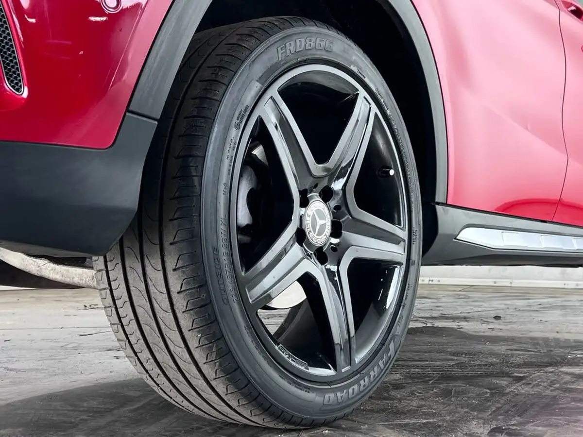 2017-mercedes-benz-gla-class-21d-gla-220d-amg-line-premium-plusss-big-8
