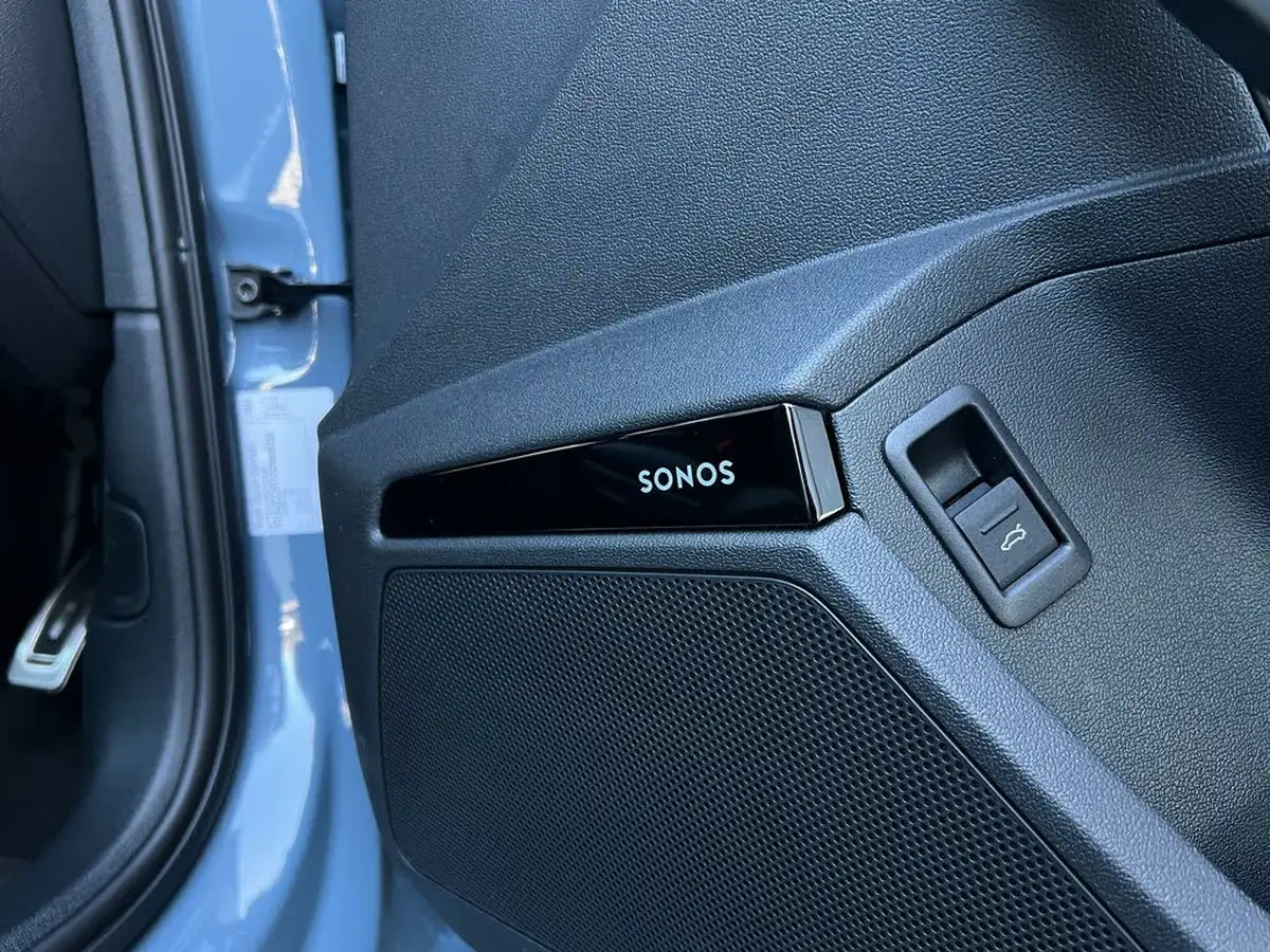 2025-audi-rs3-big-53