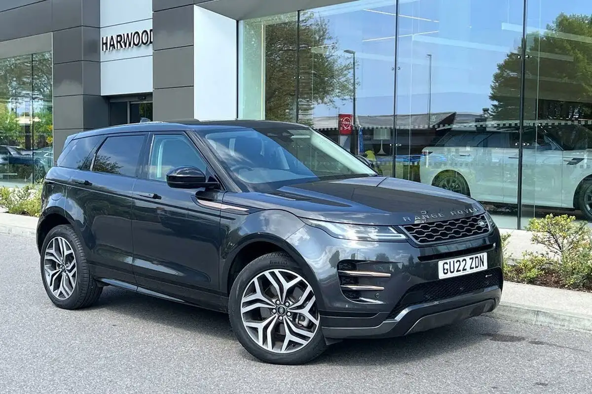 2022-land-rover-range-rover-evoque-15-p300e-r-dynamic-hse-big-0