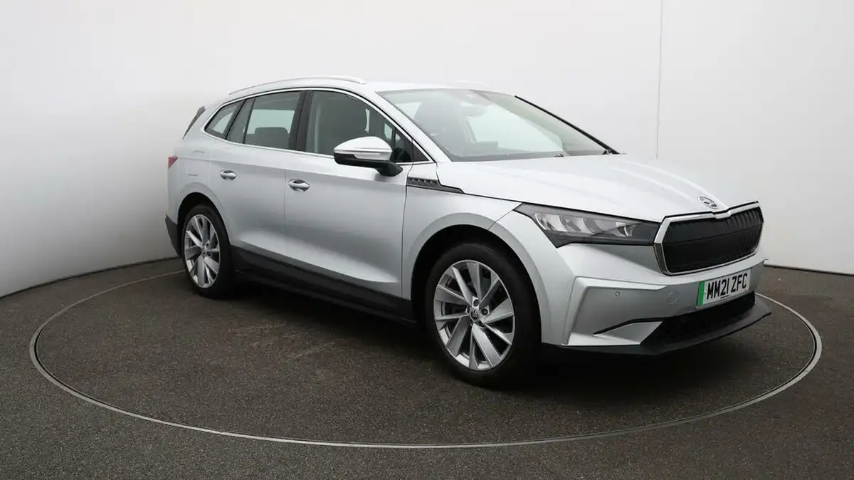 2021-skoda-enyaq-e-80-loft-82-kwh-big-1