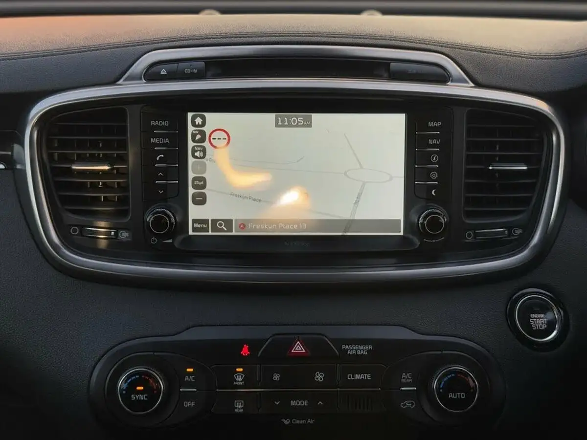2015-kia-sorento-22-crdi-kx-4-197bhp-awd-isg-big-23