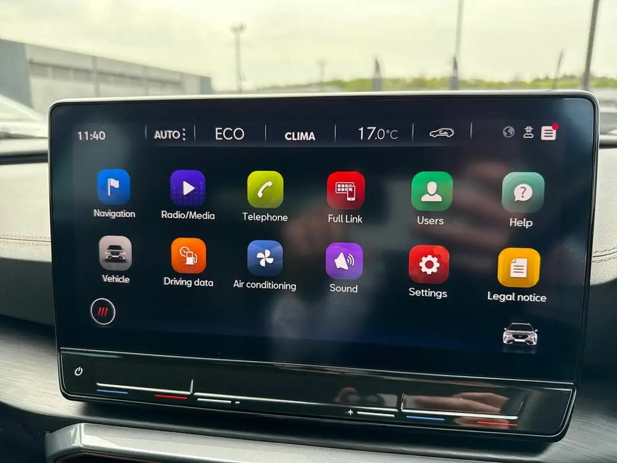 2024-cupra-formentor-14-e-hybrid-v1-big-21