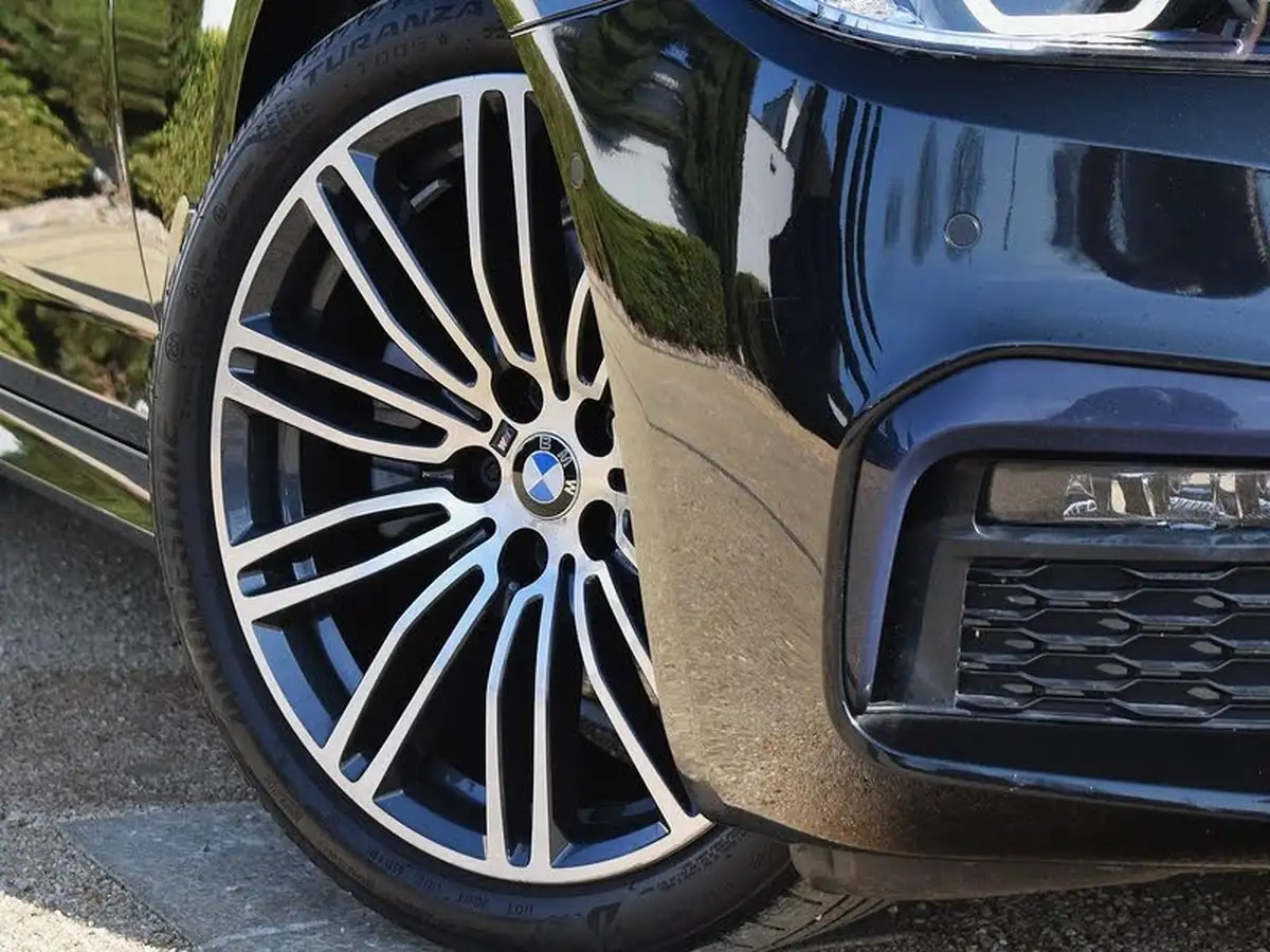 2020-bmw-5-series-20td-520d-m-sport-190ps-mht-saloon-4d-big-8