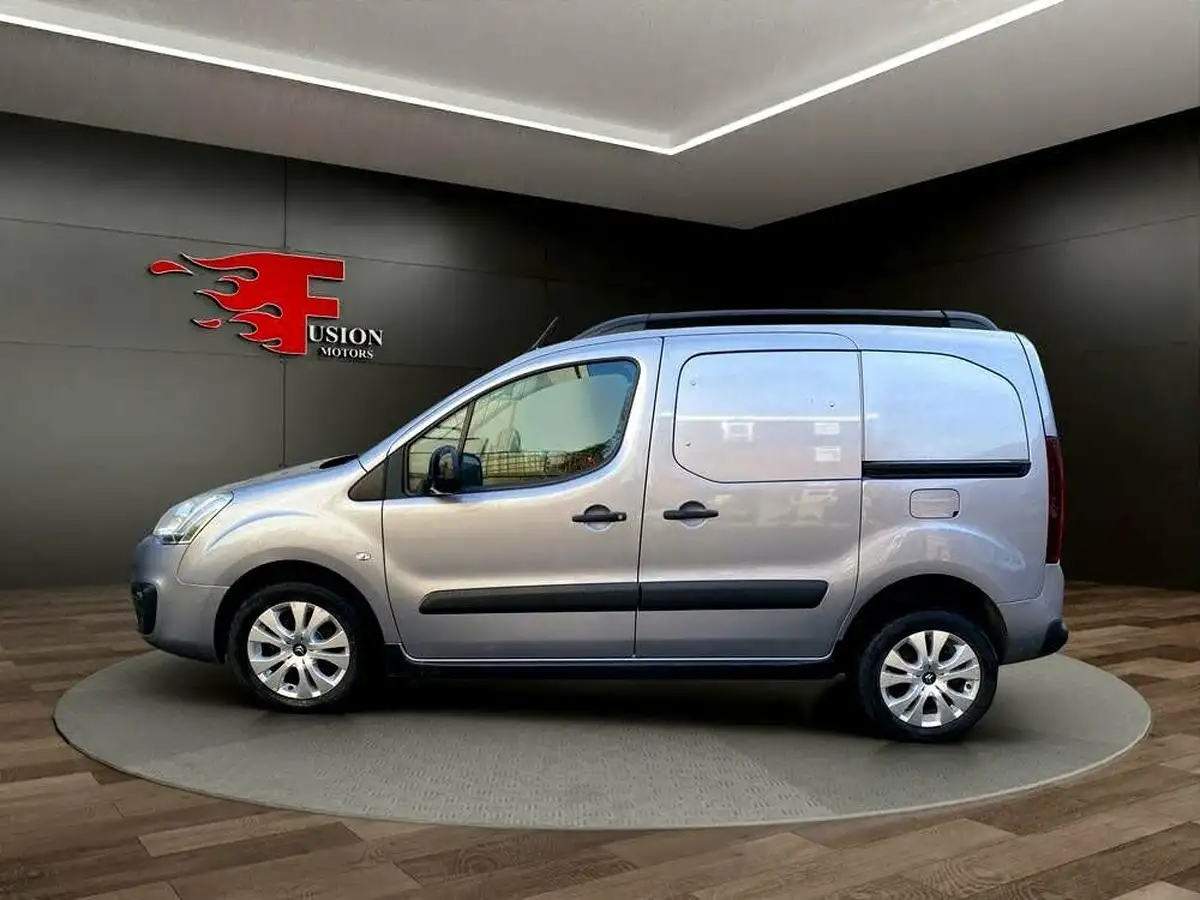 2016-citroen-berlingo-16bluehdi-multispace-xtr-100ps-ss-big-3