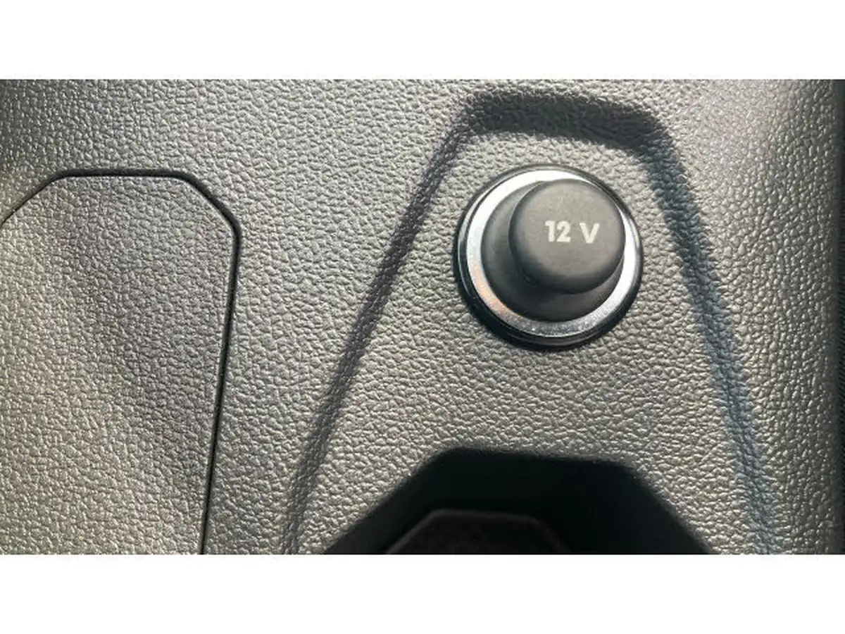 2022-volkswagen-taigo-10-tsi-life-110ps-dsg-big-34