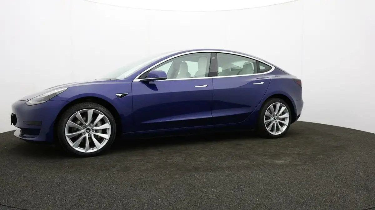 2020-tesla-model-3-e-standard-plus-big-57
