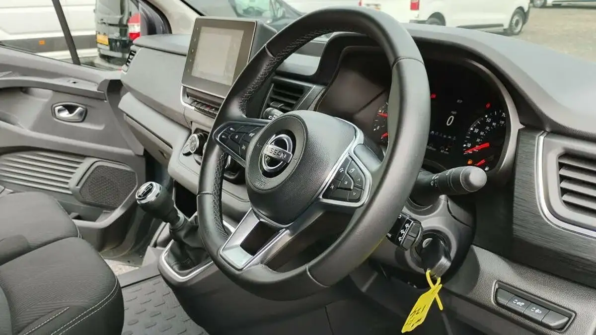 2023-nissan-primastar-20dci-tekna-28-l1h1-110pseu6d-big-10