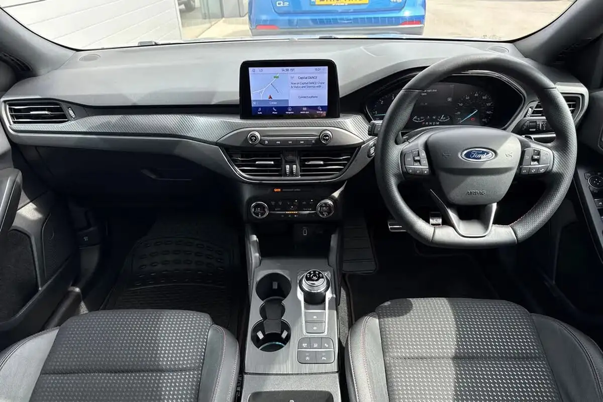 2019-ford-focus-20-st-line-x-estate-auto-big-26