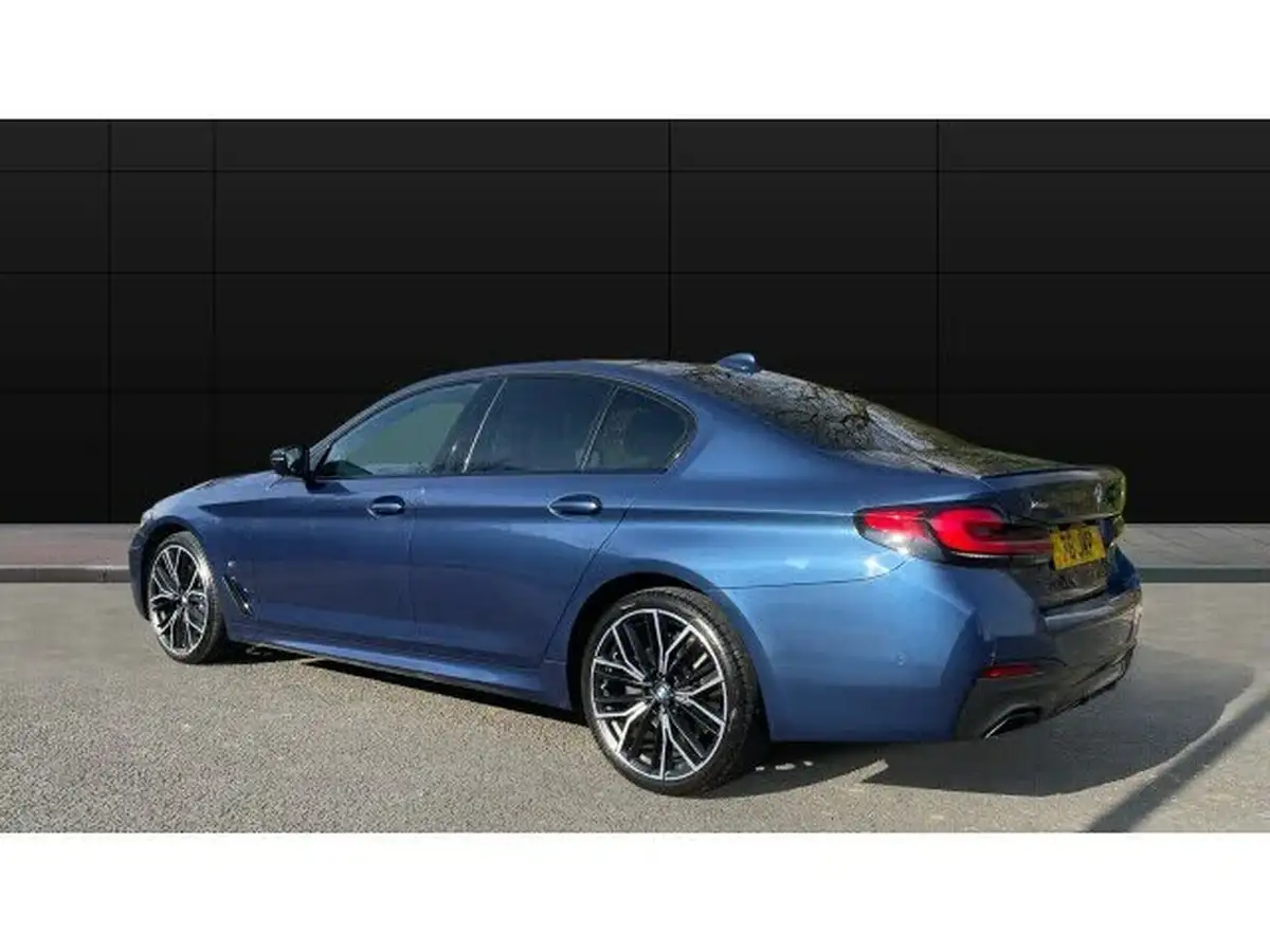 2022-bmw-5-series-30td-530d-xdrive-m-sport-mht-saloon-4d-big-1