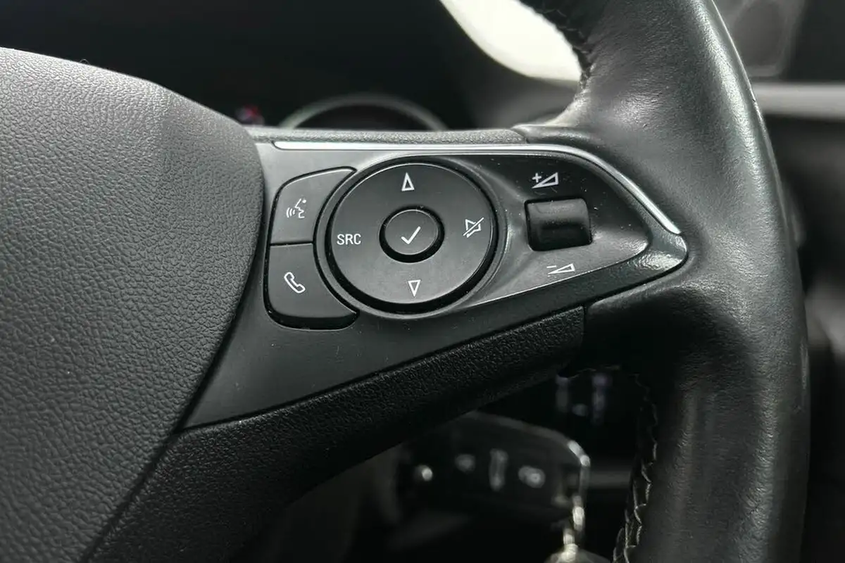 2019-vauxhall-grandland-x-12-elite-nav-big-8