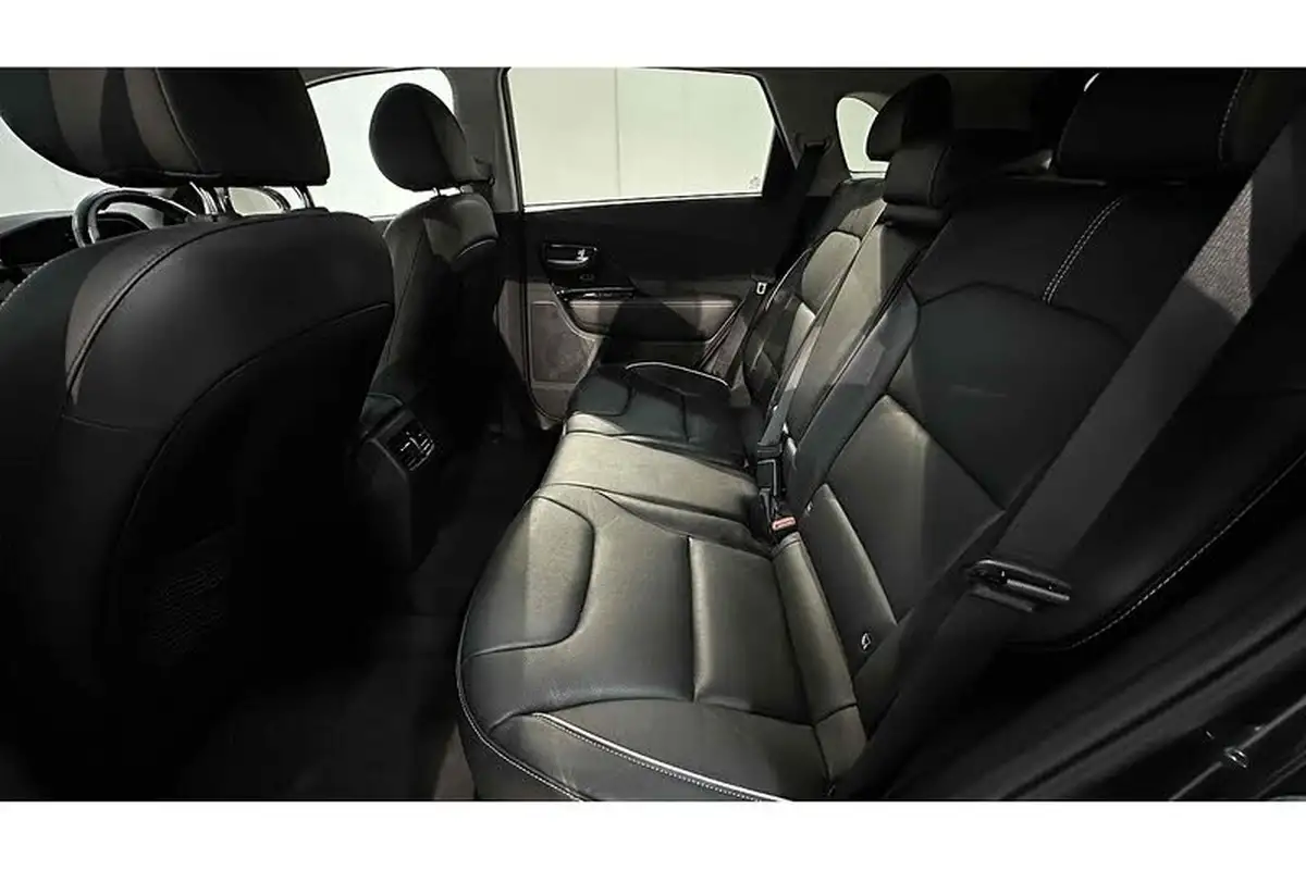 2021-kia-e-niro-ev-4-big-19