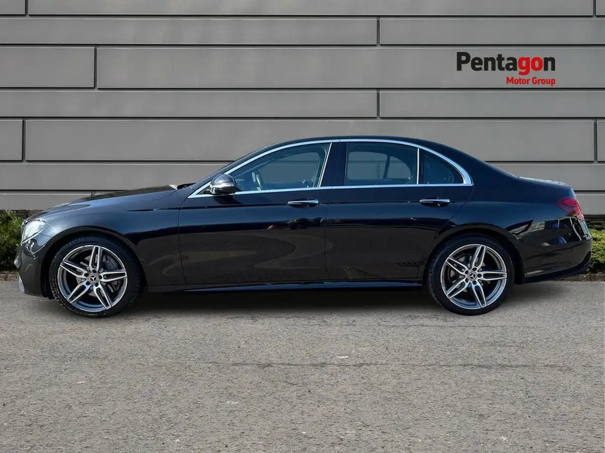 2018-mercedes-benz-e-class-20d-e220d-amg-line-premiumss-saloon-4d-big-11
