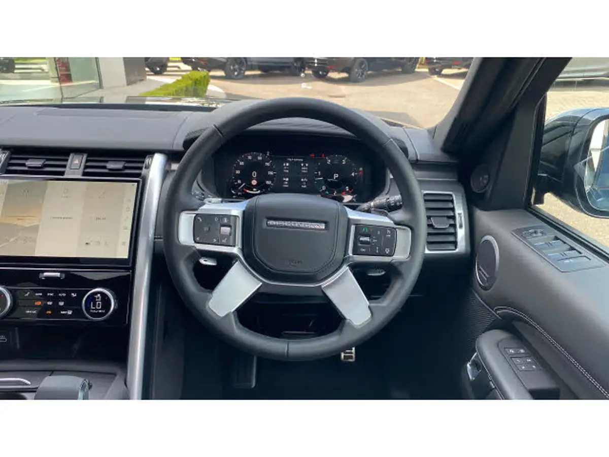 2025-land-rover-discovery-30-d350-metropolitan-edition-big-14