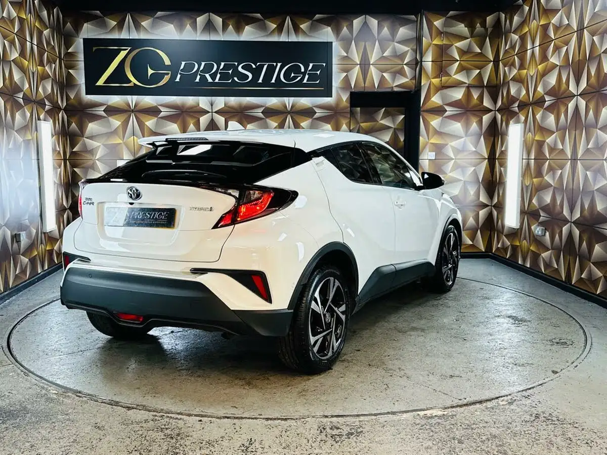 2022-toyota-c-hr-18-vvt-i-design-big-5