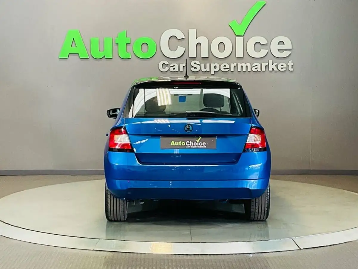 2016-skoda-fabia-12-tsi-colour-edition-big-13