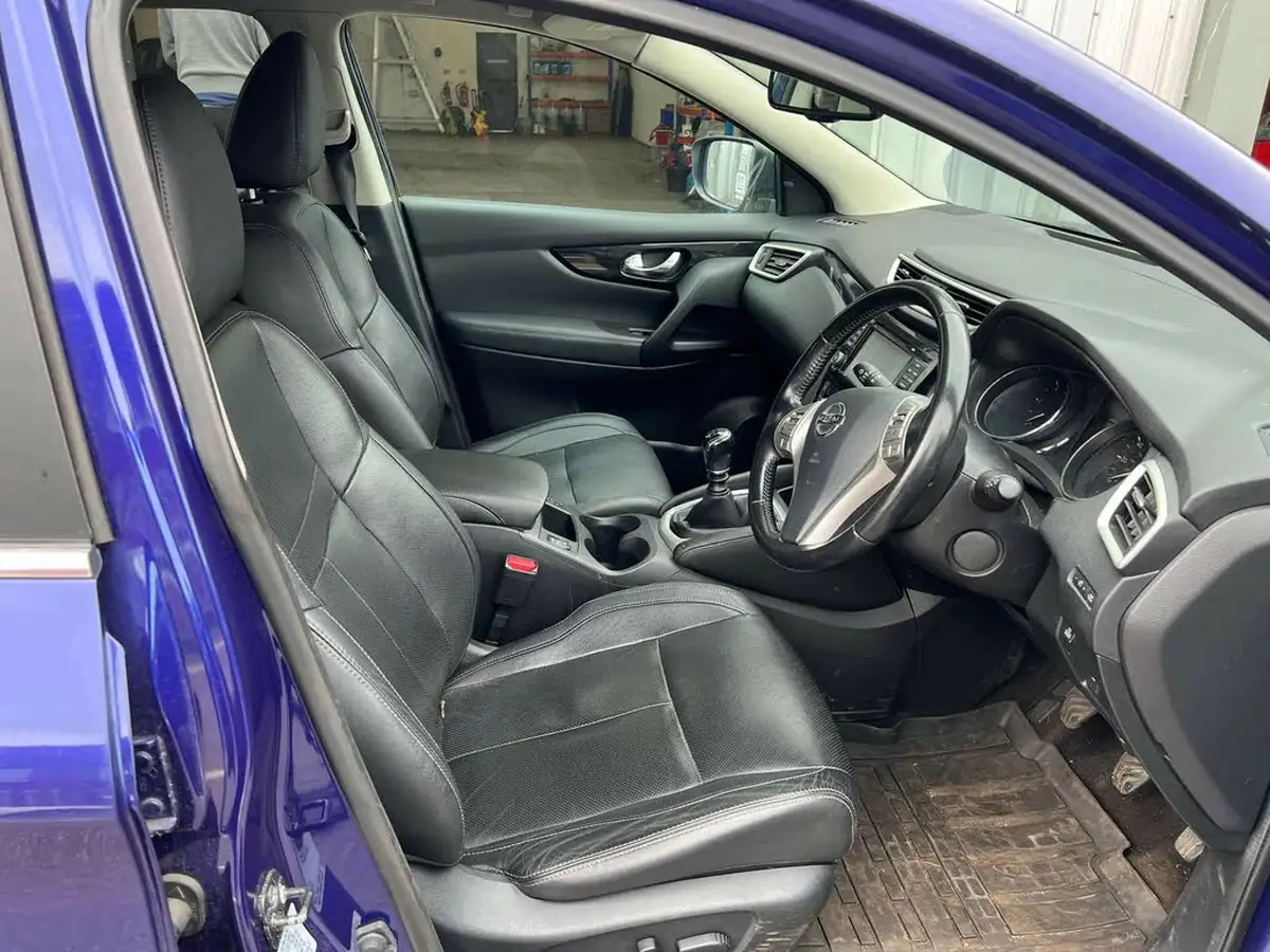 2015-nissan-qashqai-16dci-tekna-4x4-big-10