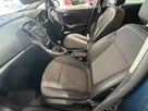 2011-vauxhall-astra-16-se-16v-vvt-115ps-estate-small-21