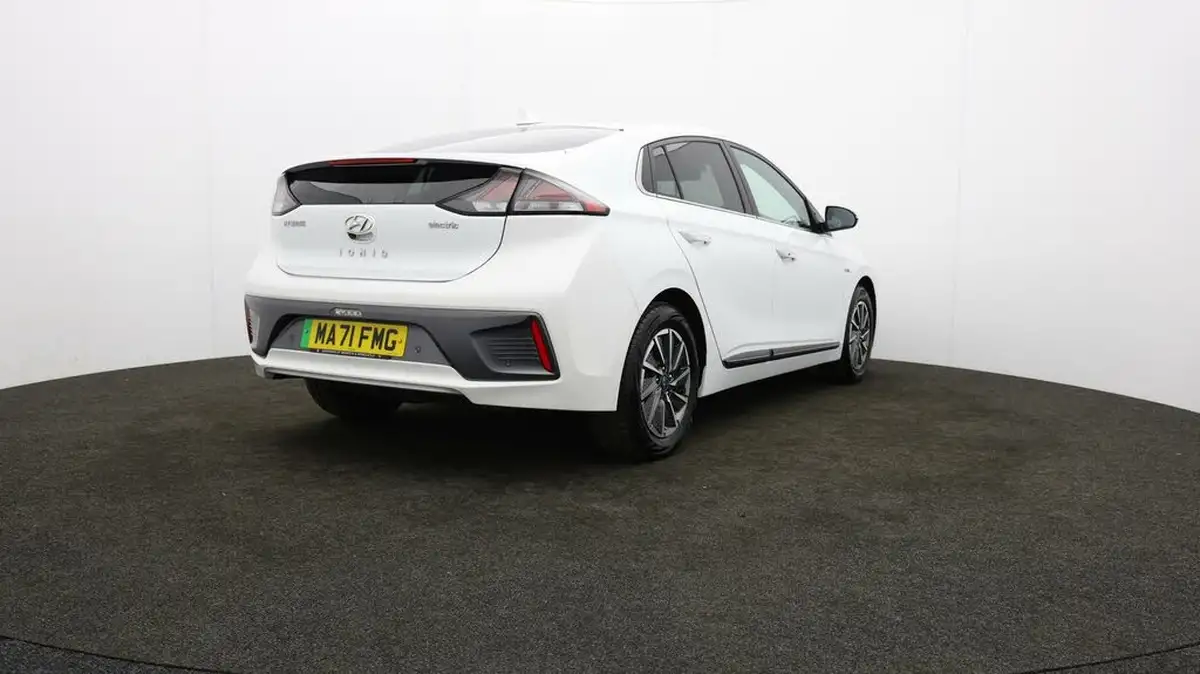 2021-hyundai-ioniq-e-premium-se-electric-100kw-big-75