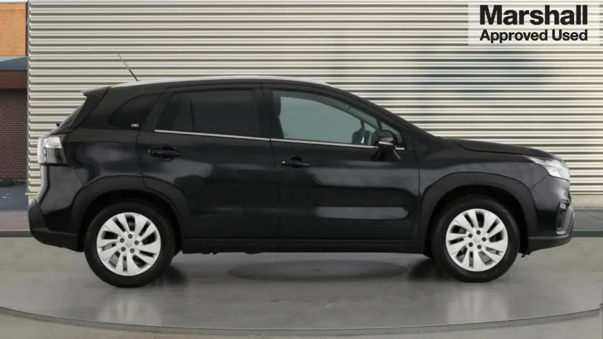 2022-suzuki-s-cross-14-boosterjet-motion-big-1