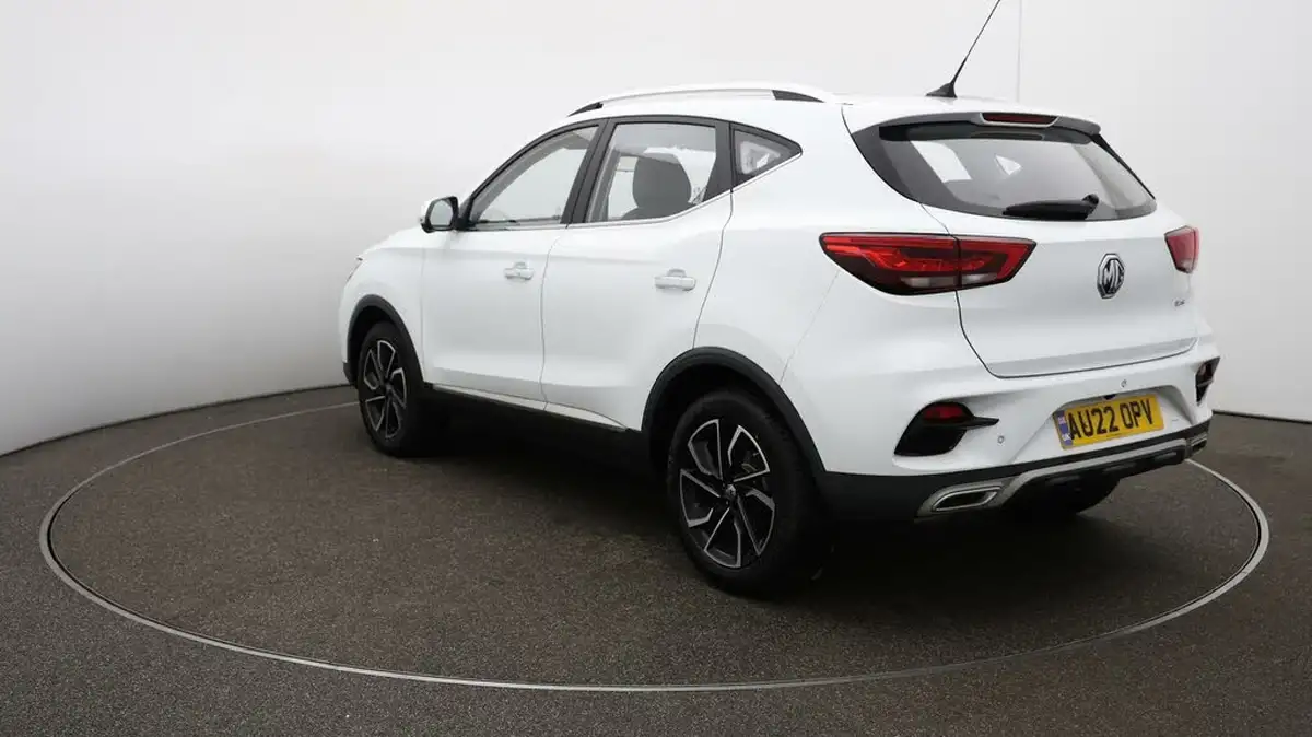 2022-mg-zs-suv-10t-gdi-exclusive-big-55