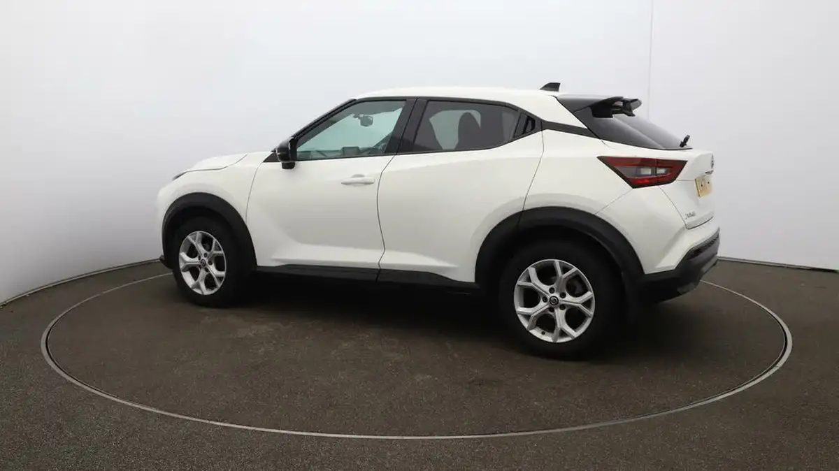 2021-nissan-juke-10-dig-t-n-connecta-117ps-dct-big-39