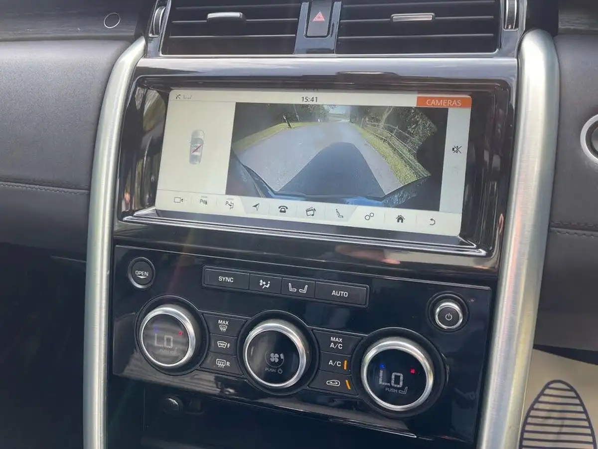 2019-land-rover-discovery-30-sd-v6-hse-30-sd-v6-306ps-station-wagon-5d-auto-big-37