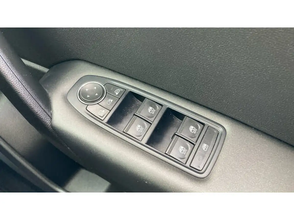 2021-renault-captur-13-tce-iconic-edition-edc-auto-big-33