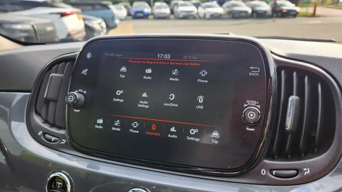 2020-fiat-500-10-lounge-big-20