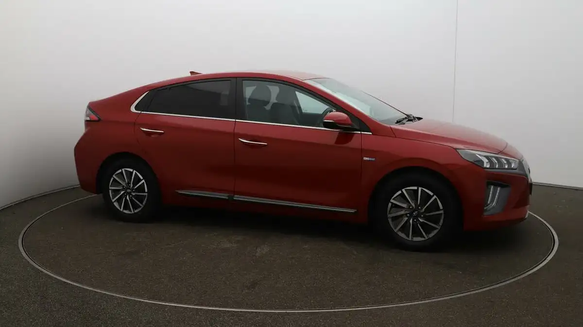 2020-hyundai-ioniq-e-premium-se-electric-100kw-big-39