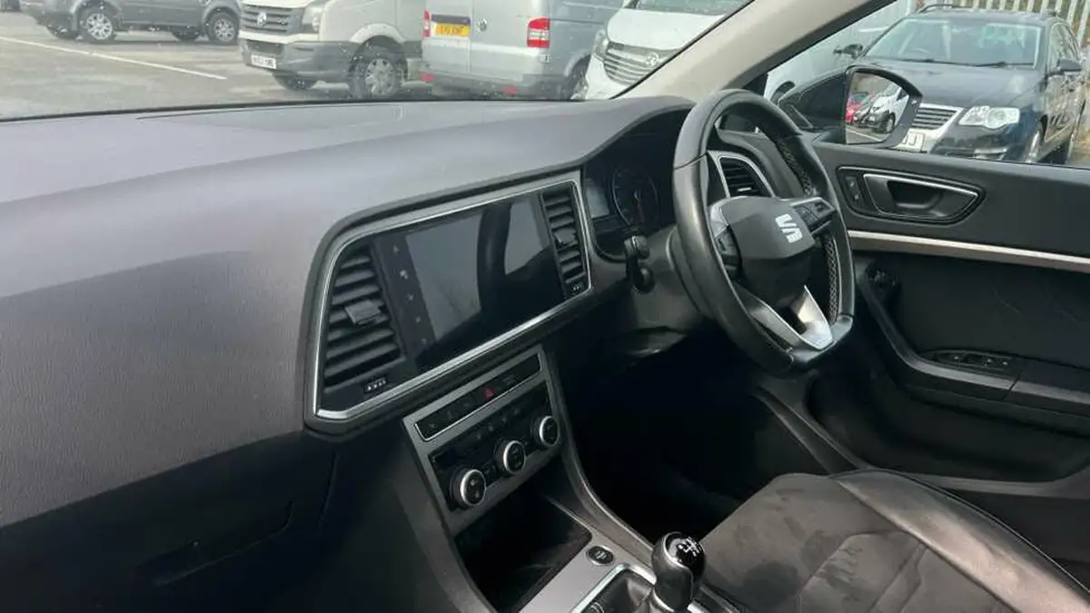 2021-seat-ateca-15-tsi-evo-xperience-big-1