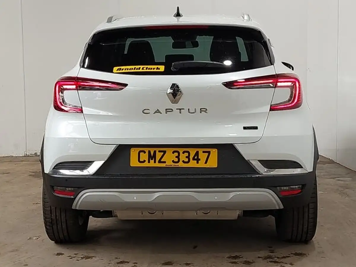 2023-renault-captur-16-techno-160ps-plug-in-big-14