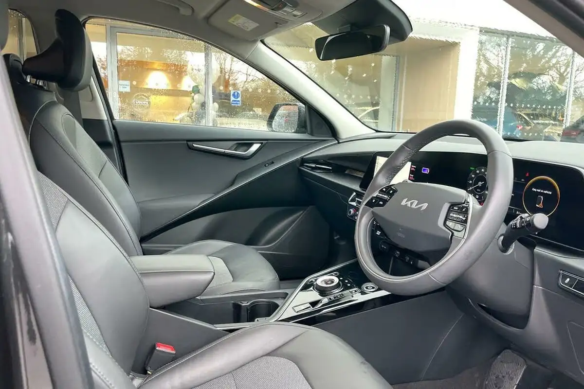 2022-kia-e-niro-ev-3-big-24